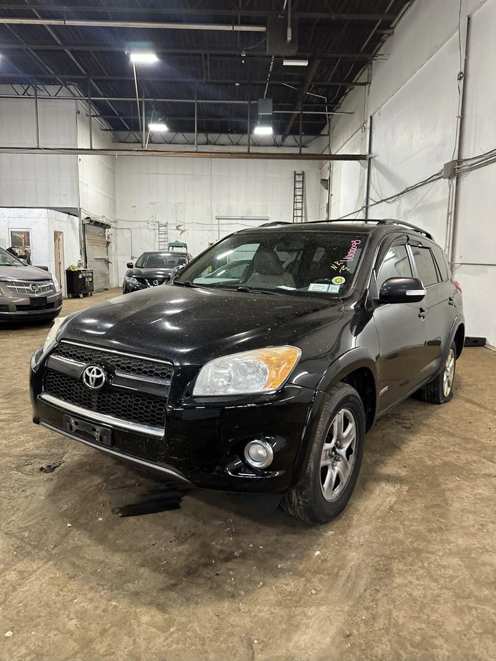 Espejo retrovisor interior delantero central usado se adapta a: Toyota Rav4 2012 atenuación manual Foto 3 de 4