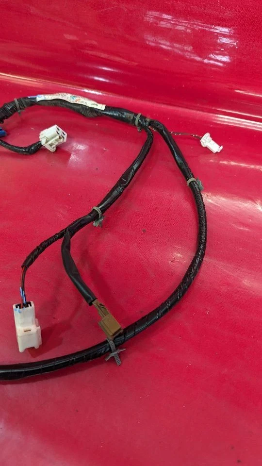 2000 Nissan Pathfinder Liftgate Tailgate Hatch Wiring Harness Loom 24052-2W606 - Image 2 of 4