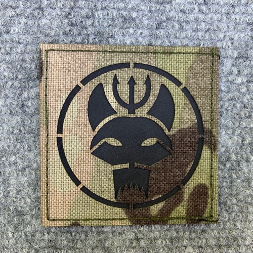 IR lasergeschnittener Dreizack Moral Patch, Multicam, AOR1, schwarz rot reflektierend, DICHTUNG - Bild 5 von 7