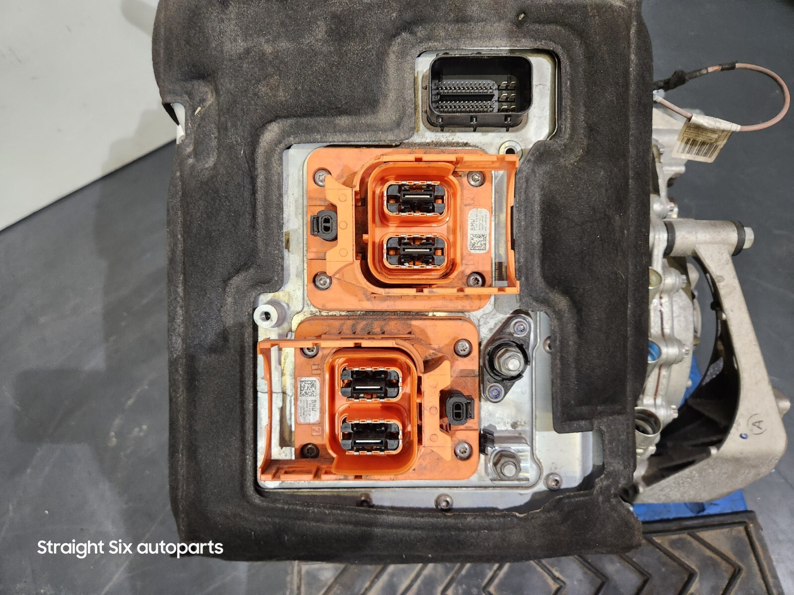 ✅ 14-20 OEEM BMW i8 I12 I15 AWD Electric AT Transmission Assembly