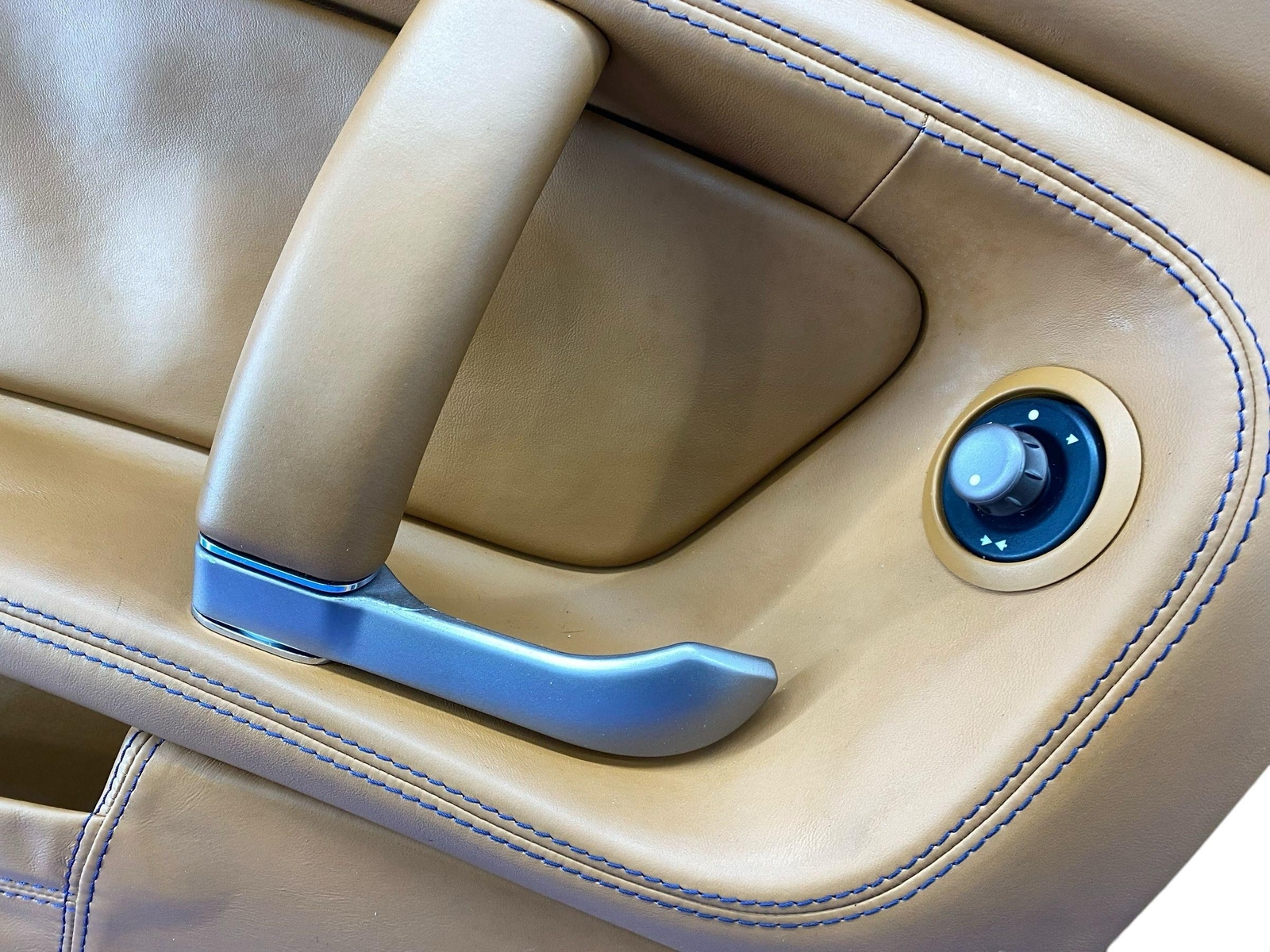 2012 2013 2014 FERRARI CALIFORNIA FRONT LEFT DOOR TRIM COVER PANEL BEIGE *WEAR*