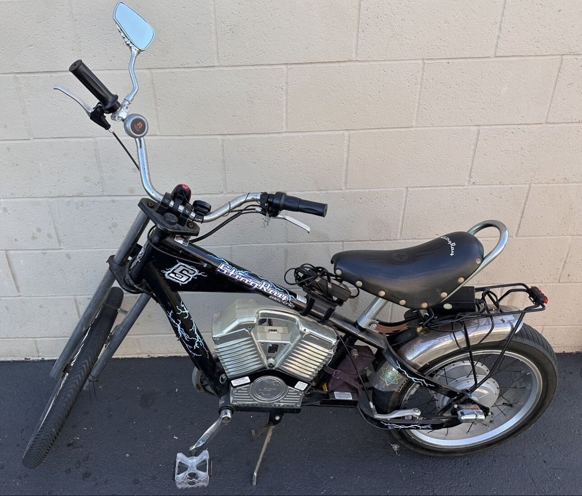 SCHWINN ELECTRIC CHOPPER ALL ORIGINAL WITH ITS DUAL BATTERY “V