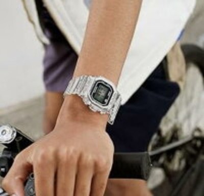 CASIO G-SHOCK DW-5040RX-7 40th Anniversary Clear Remix Limited