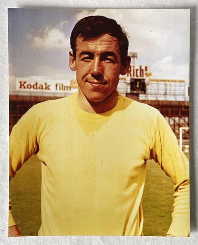 Vintage 1970's 8x10" 20x25cm Press Photo GORDON BANKS England Football Soccer