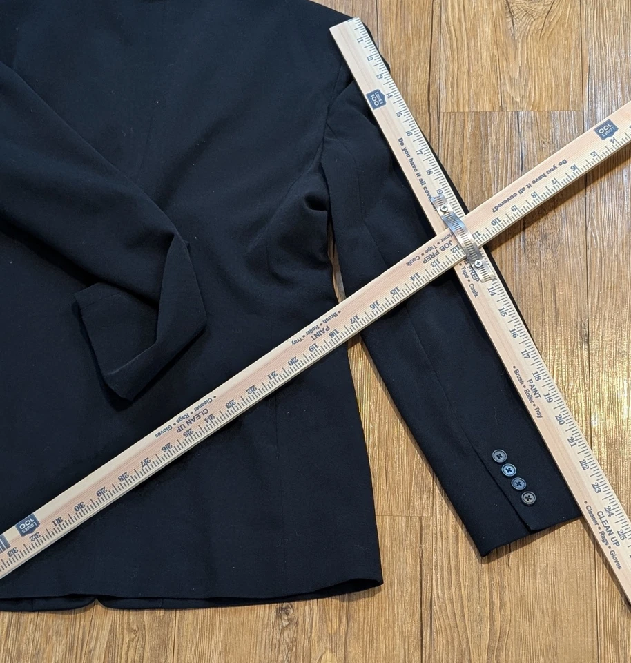 Lauren Ralph Lauren Black 2 Button Peak Collar Blazer Women's Size 10 USA B27 - Image 4 of 4