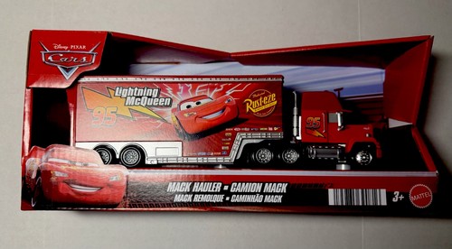 DISNEY PIXAR CARS 2025 MACK HAULER RUST-EZE TRAILER LIGHTNING MCQUEEN ...