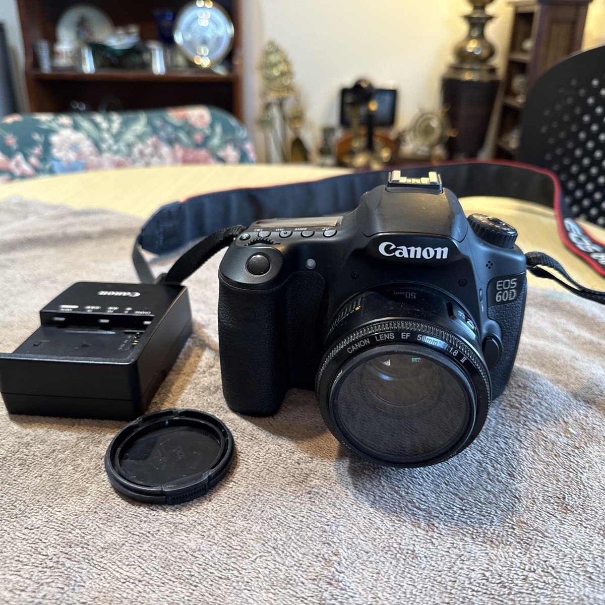 CANON EOS 60D 18MP DSLR Camera w/EF 50mm f/1.8 II Lens - Black | eBay