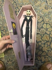 Disney Nightmare Before Christmas Jack Skellington Figure in Coffin, Shock n240