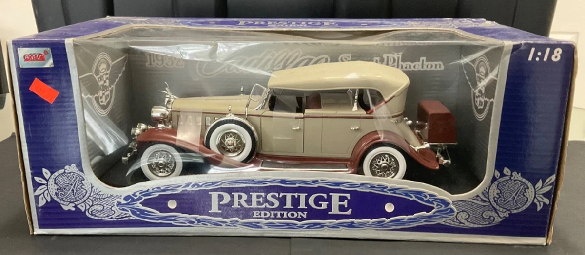 Cadillac 1:18 Scale Vintage Manufacture Diecast Cars, Trucks