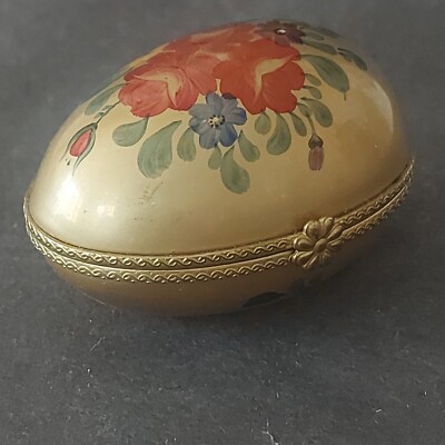 Past Times Schmuckschatulle Gold aufklappbar Eierform Blumenmuster