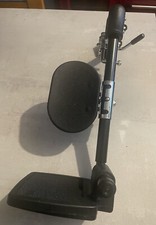 Right Hand Extending Leg Rest For Wheelchair Children’s Can Be Adjusted