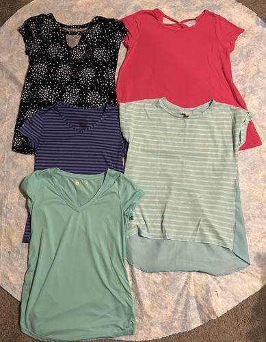 Used Women’s Lot 5 Summer Tops Shirts Small Black Stars Stripe Mint Green Pink