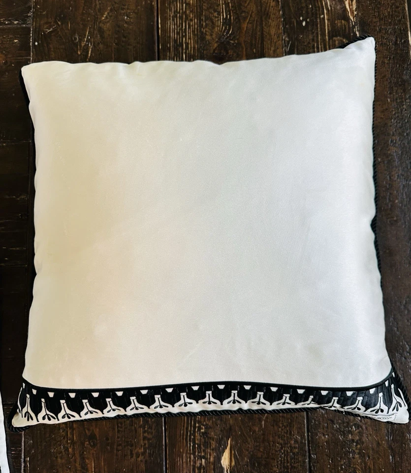 DRANSFIELD & ROSS Pillow Covers (2) DESIGNER ACCENT THROW 20x20” Black White Slk - Image 4 of 4