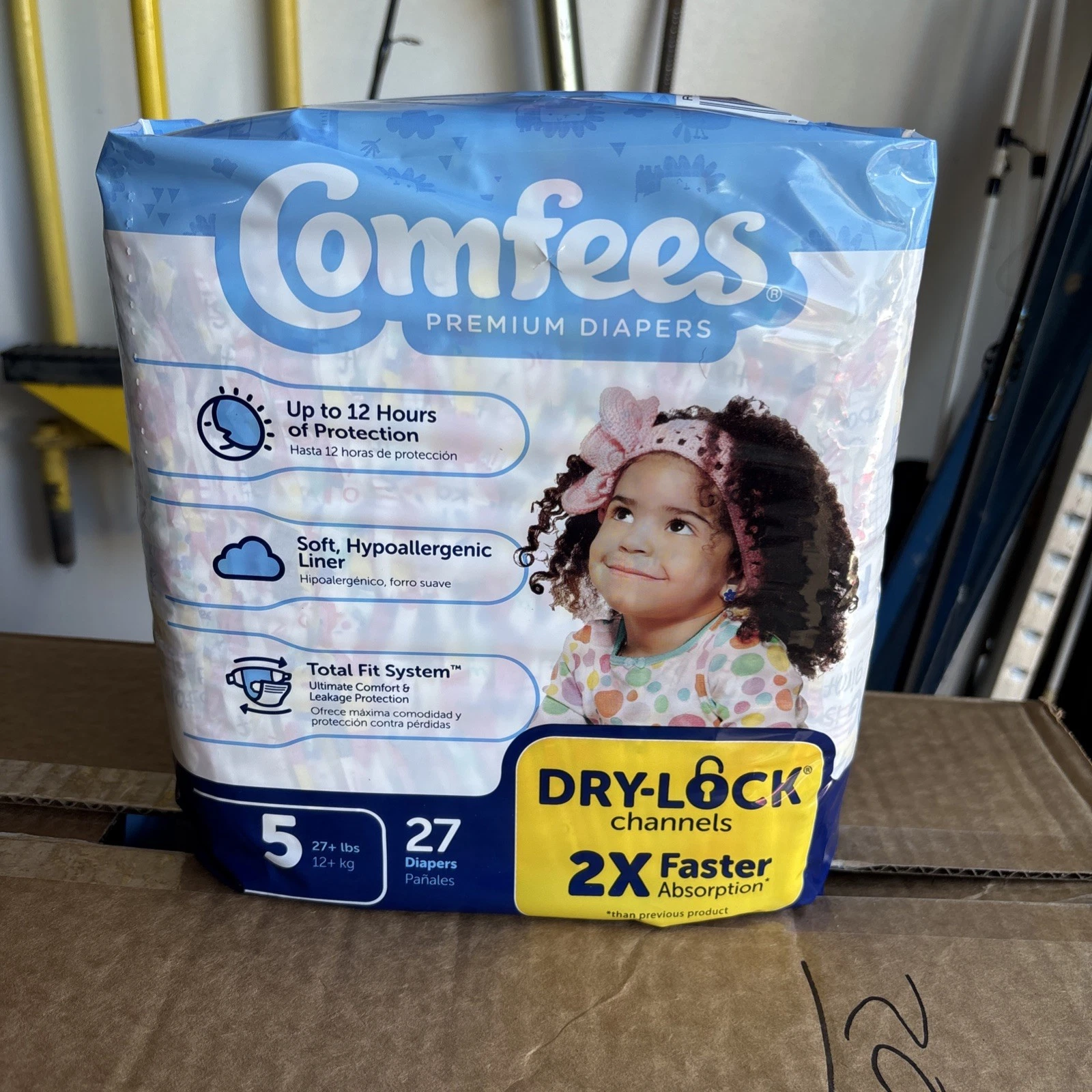 Comfees Diaper 4 Pack Size 5 27ct Each 108 Total Over 27 lbs. Dry-Lock 12 Hour