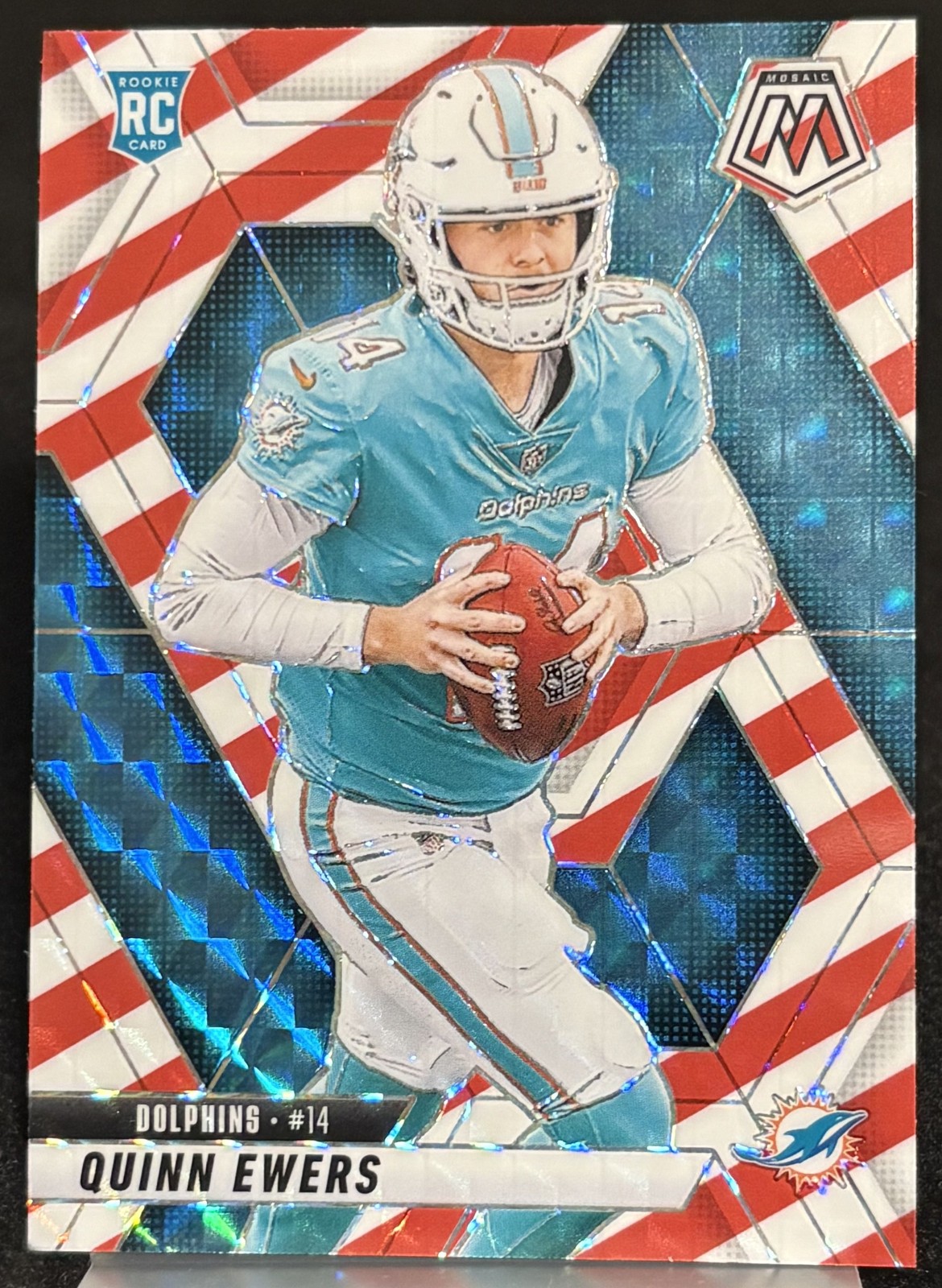 2025 Mosaic Red and White Stripe Prizm Quinn Ewers 308 Dolphins