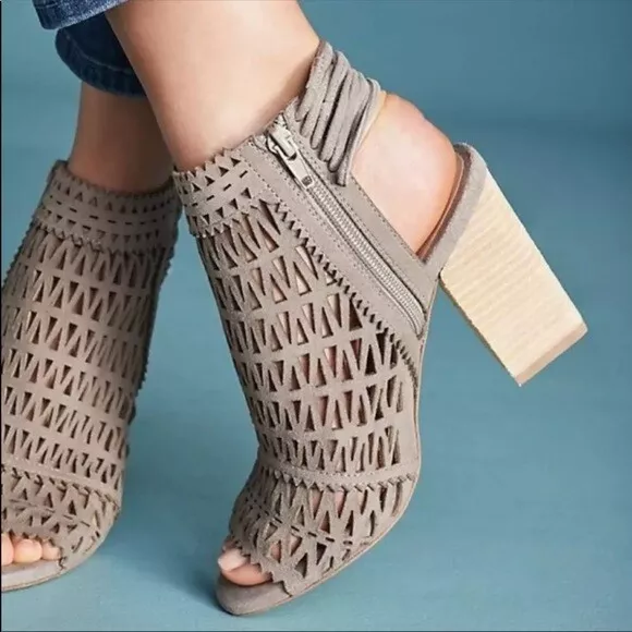 Jeffrey campbell ottawa best sale shooties