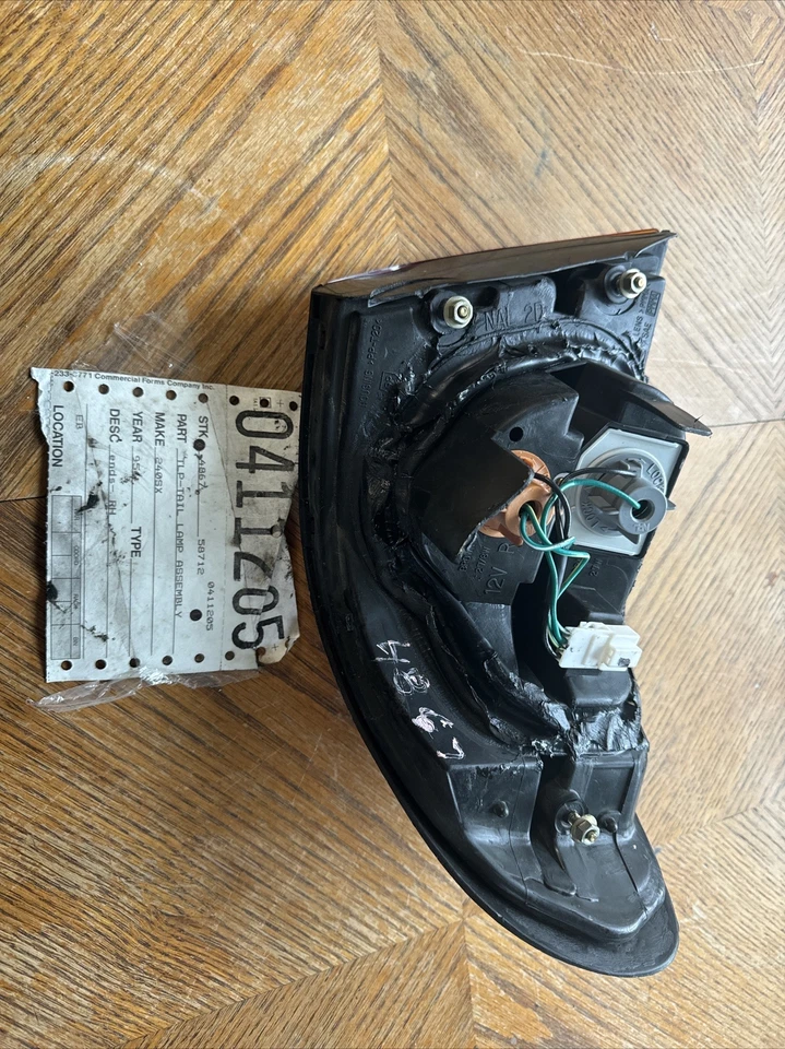 1995 Nissan 240SX Right Hand Tail Light - Image 3 of 3