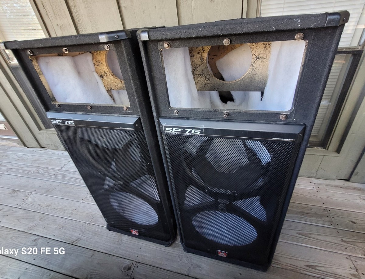 2x PEAVEY SP7G SPEAKER CABINETS-FOR 2x15