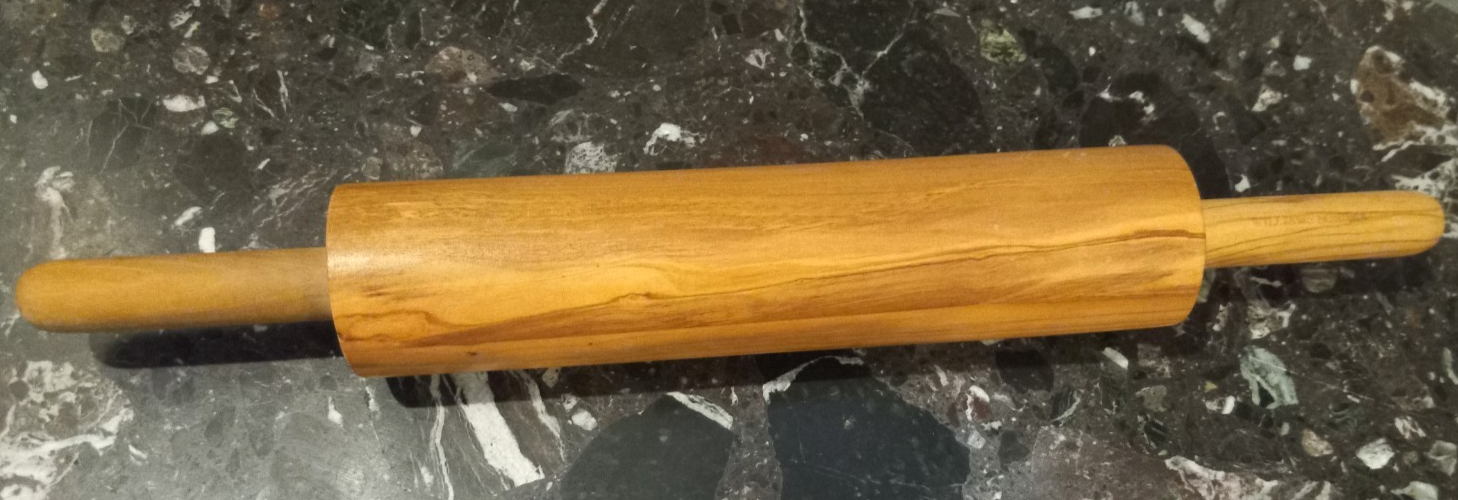 Williams Sonoma 20-Inch Olive Wood Barrel Rolling Pin for Baking