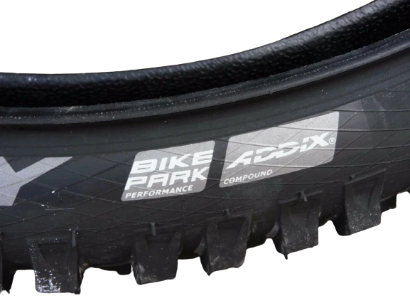 Schwalbe Magic Mary BikePark Tyre – MTB, Enduro, Trail, Downhill Mountain Bike - Image 3 of 4