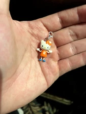 Sanrio Hello Kitty Transform Orange Wink Charm Figure