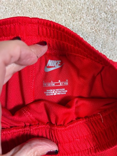Nike Boys Size 6-7 Yrs Red Shorts - Picture 3 of 5