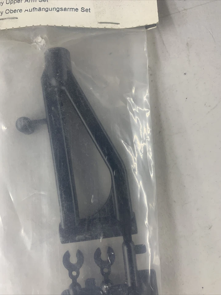 Robitronic Racing Suspension Truggy Arm Set R25036 - Image 2 of 3