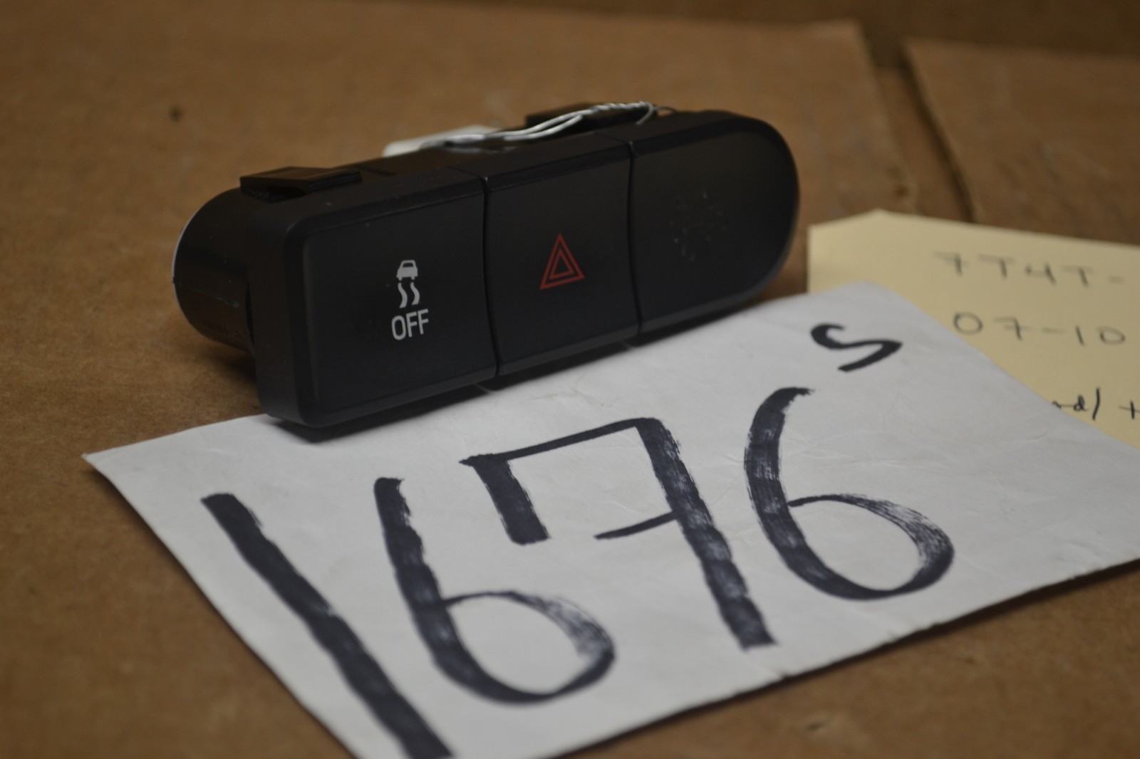 07 08 09 10 Ford Edge Hazard Traction Switch Control Power #1676-S