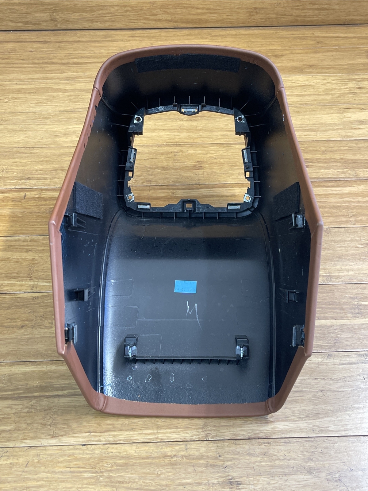 Maserati Levante 2017-2020 REAR Center console