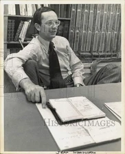 Press Photo Politician Jeff Wentworth - sab10726