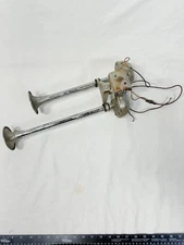 VINTAGE DOUBLE TRUMPET Horn for TRUCK CAR BOAT HOT ROD Electric - FOR PARTS ONLY