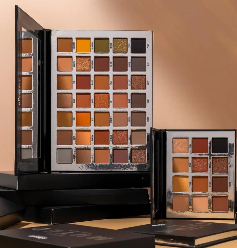 bPerfect Muted Shadow Palette , 28 High Pigmented Mattes 7 Buttery Foiled Shimme - Image 3 of 3