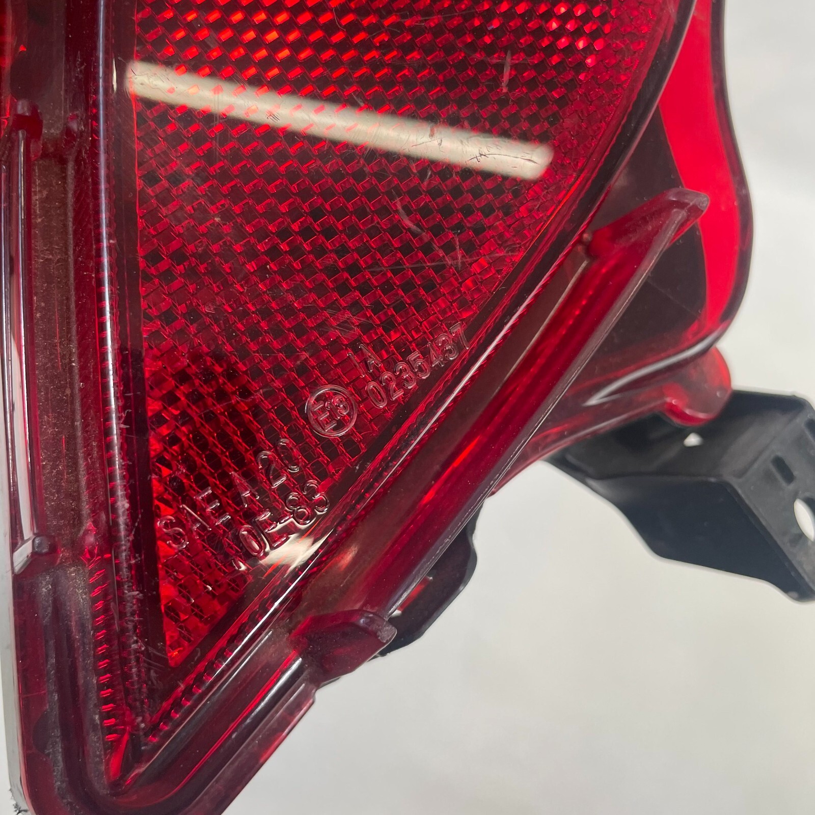 2020 Toyota Highlander Rear Bumper Reflector Left Driver Marker 