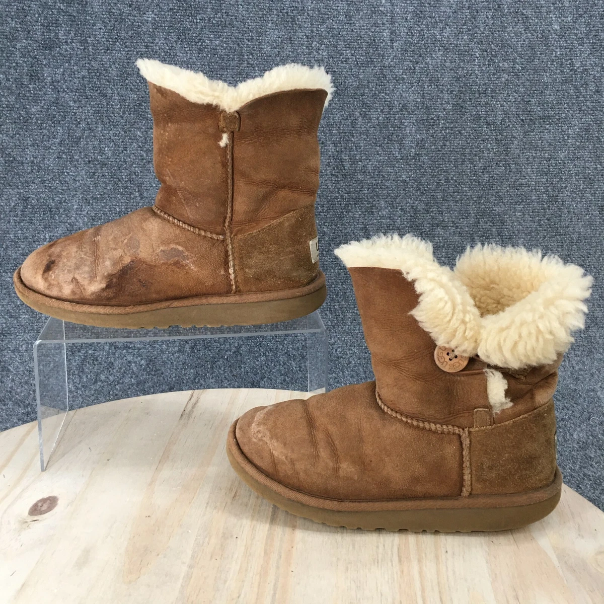 UGG Australia Boots Youth Girls 3 Bailey Button Winter 5991 Brown Suede Leather