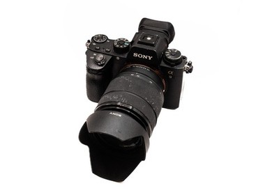 Sony Alpha a9 Full Frame Mirrorless Camera + FE 28-70mm OSS Lens Bundle ILCE-9
