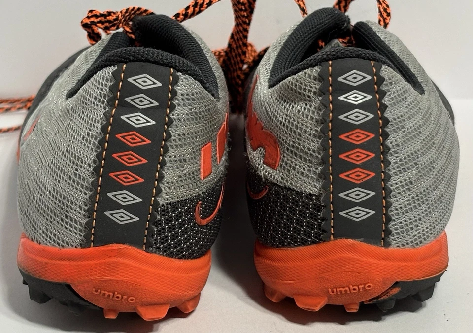 Umbro Youth Turf 3.0 Orange/Grey Cleats Size 2.5 - Image 4 of 4