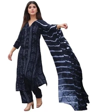 GoSriKi Women's Rayon Viscose Straight Bandhej Printed Kurta with Pant & Dupatta