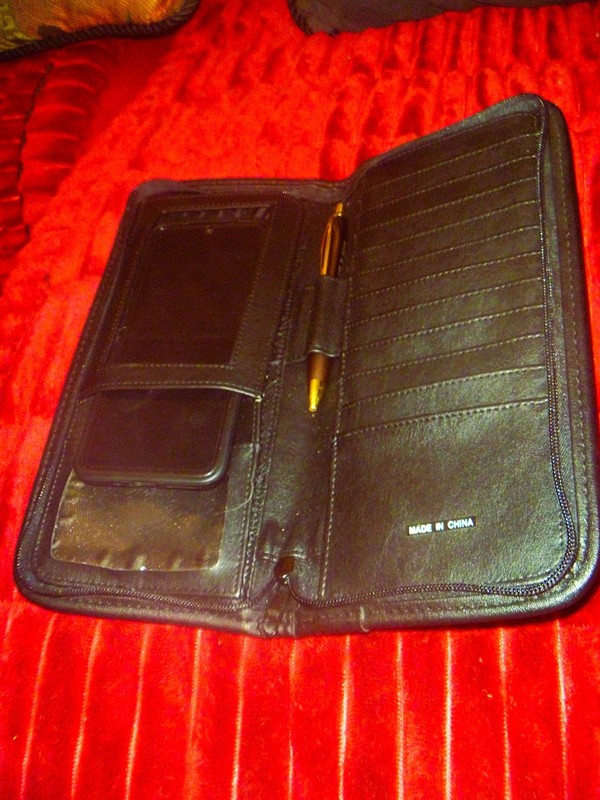 SWEDA 5.5" X 11" ZIPPERED POCKET CREDIT CARD ORGANIZER