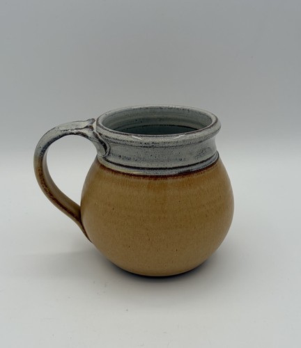 Clinton Pottery Yellow Bubble Mug Studio Art Pottery Mug 24 oz Signed Woodward