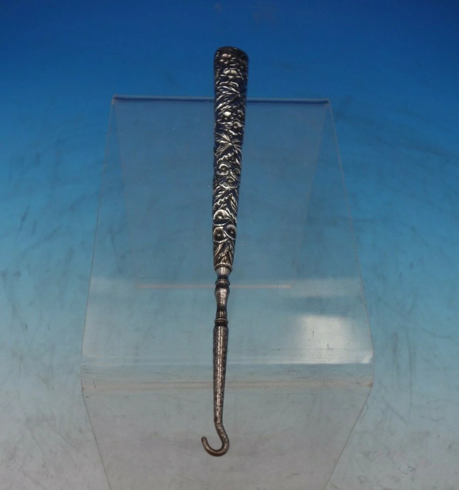 Крючок на пуговицах из стерлингового серебра Repousse от Jacobi and Jenkins HH WS 8 дюймов (#6365) - Изображение 2 из 4