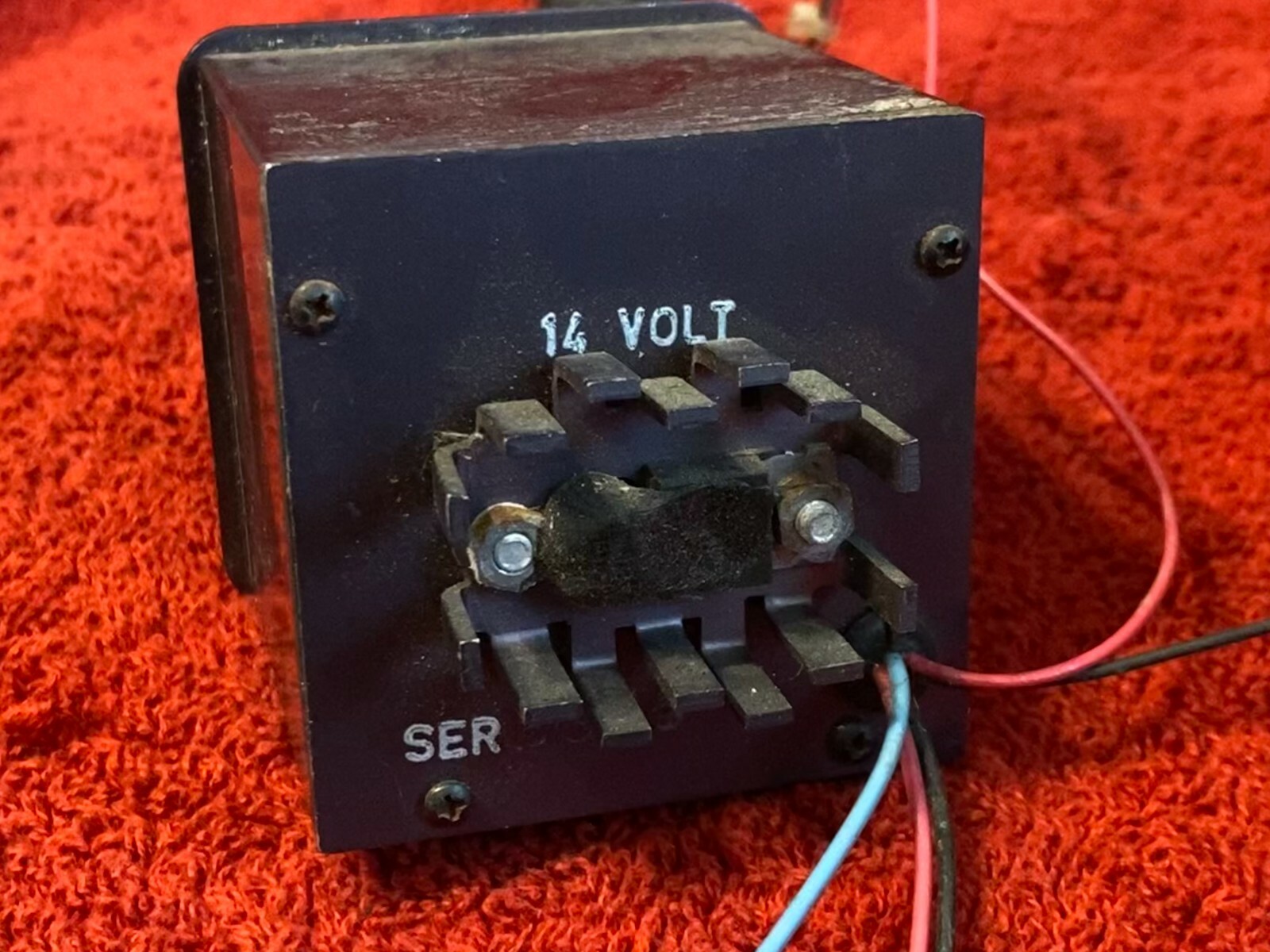 DAVTRON M811B 14 VOLT DIGITAL CLOCK CHRONOMETER