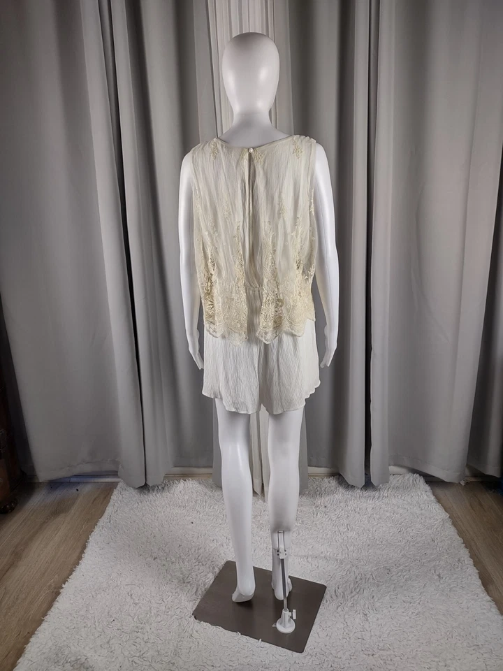 Mameluco de encaje sin mangas color crema marfil Charlotte Russe para mujer talla XL Foto 3 de 4