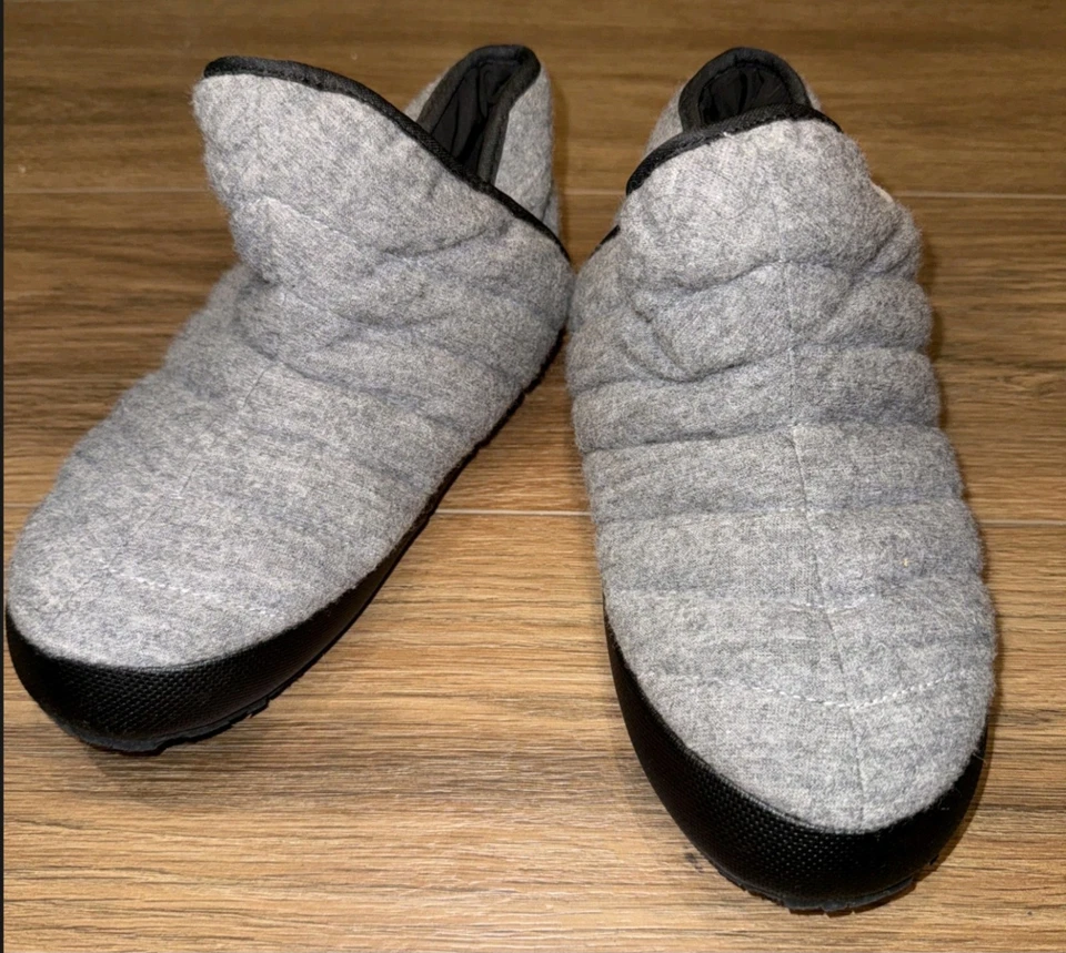 North Face Thermoball Eco Zapatos Mujer Talla 8 Zapatillas Botines Aislados Exterior Foto 2 de 4