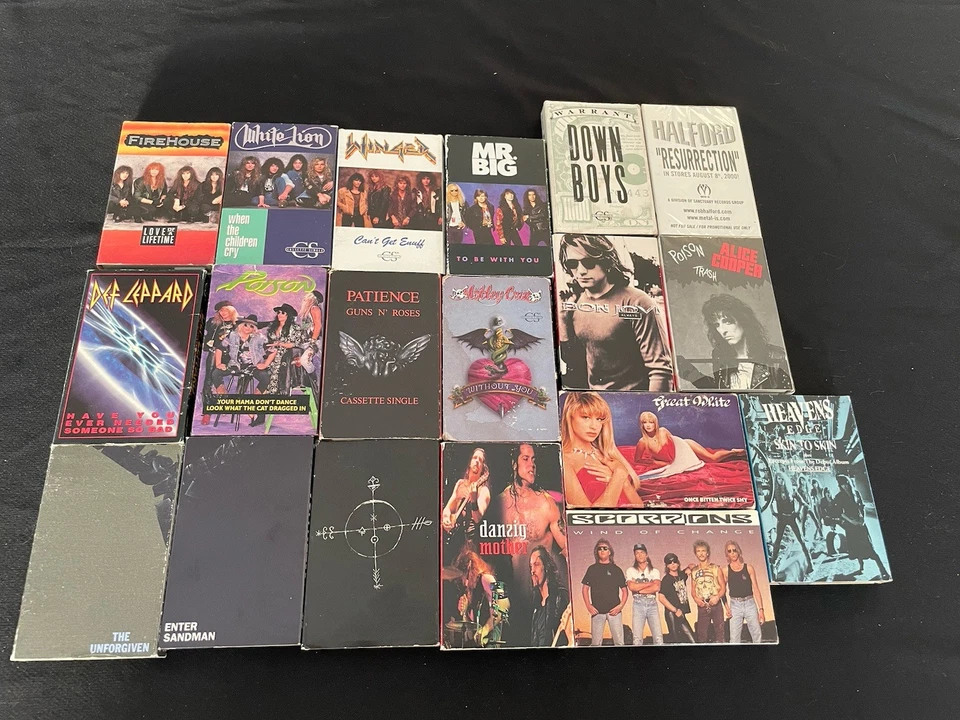 METAL 19 cassette lot Metallica Megadeath Danzig Guns N' Roses Motley Crue Glam - Image 2 of 4