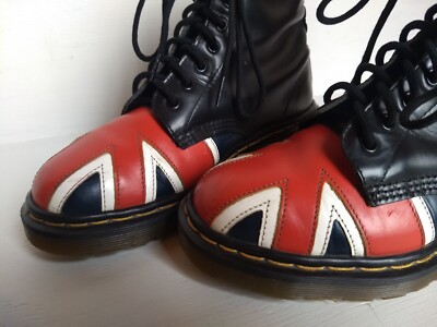 2 DR. MARTENS UNION JACK LEATHER BOOTS 7UK MADE IN ENGLAND VINTAGE
