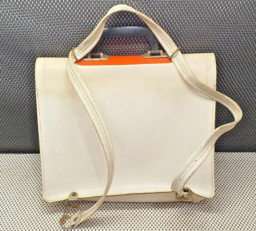 Ancien cartable écolier en cuir deals