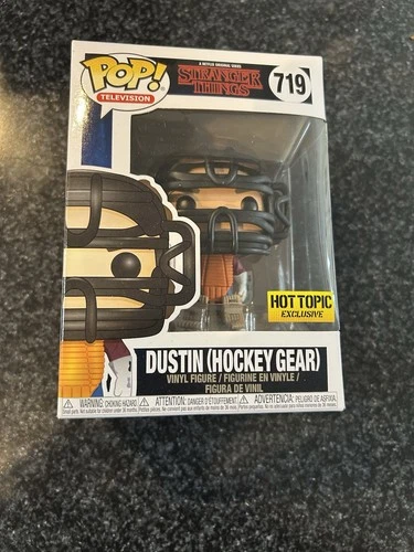 DUSTIN STRANGER THINGS FUNKO POP HOCKEY GEAR HOT TOPIC EXCLUSIVE #719 F1