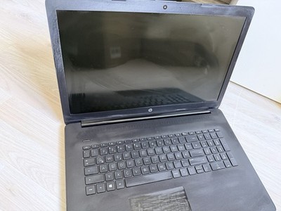 HP Laptop  funktioniert einwandfrei Gebrauchsspuren (siehe Bilder)