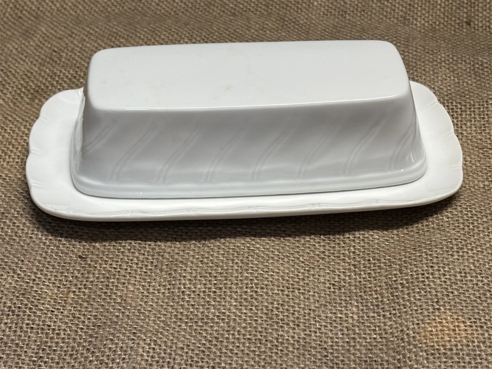butter dish, Wallace Heritage Yorkshire Japan fine porcelain china, white