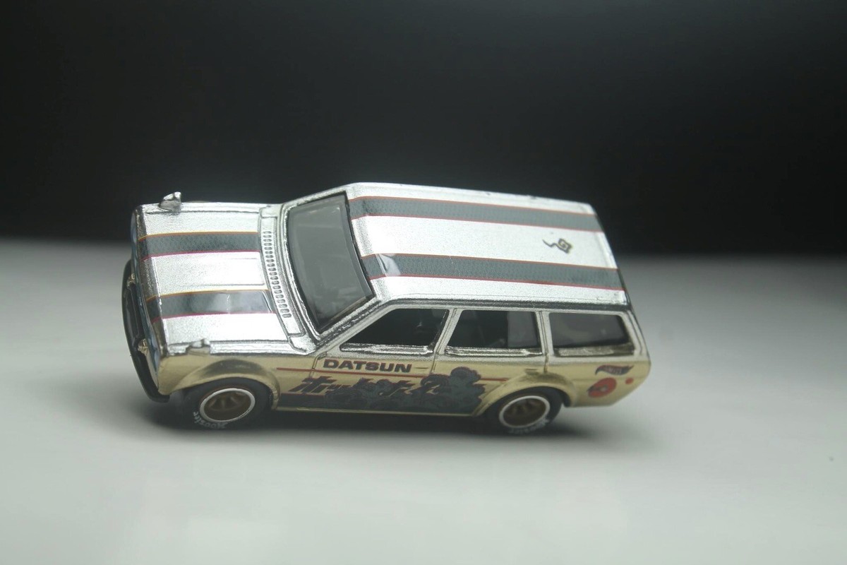Hot Wheels Datsun 510 Wagon Metallic Effect Color Custom #2